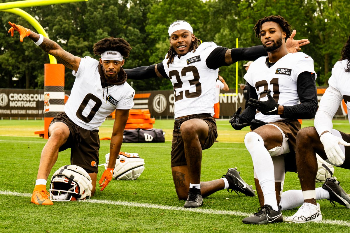 Browns's tweet image. CB x 3 

@gnewsii | @MartyMargg1 | @denzelward