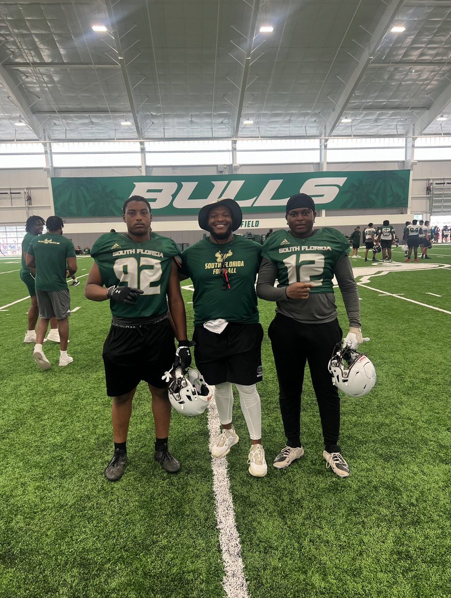 Redjibruny tweet media