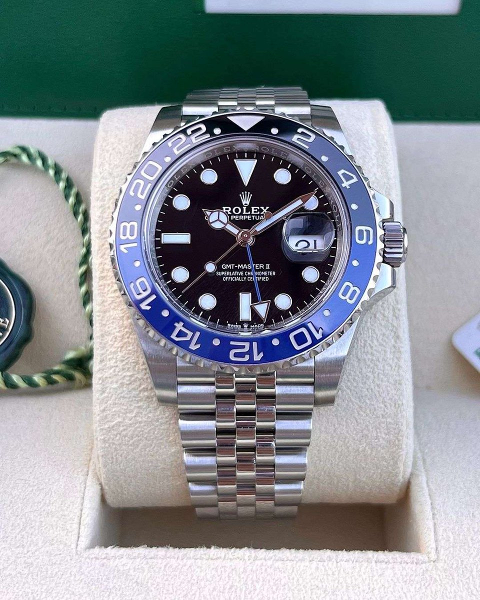 Division__GG's tweet photo. Set your sights on the watch @Blitz203 will be taking to BCX!

The Rolex GMT Batman on the jubilee bracelet.👑

He chose this piece himself, and we've allowed him to keep it after BCX is all said and done.

Hope you enjoy the piece mate, it's our pleasure.🤝 https://t.co/KMB5yt17ph