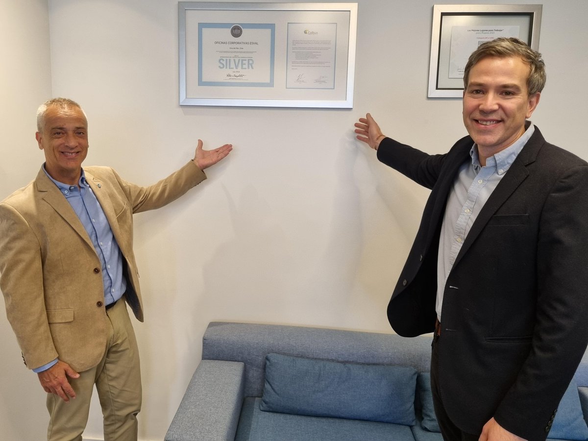 _ESVAL's tweet image. #CertificaciónLeed Estamos muy contentos, recibimos el sello de eficiencia energética Leed V4, que refleja nuestro compromiso con la eficiencia energética y el medio ambiente. Contamos con instalaciones que ayudaran a reducir las emisiones de carbono, griferías de bajo consumo y…