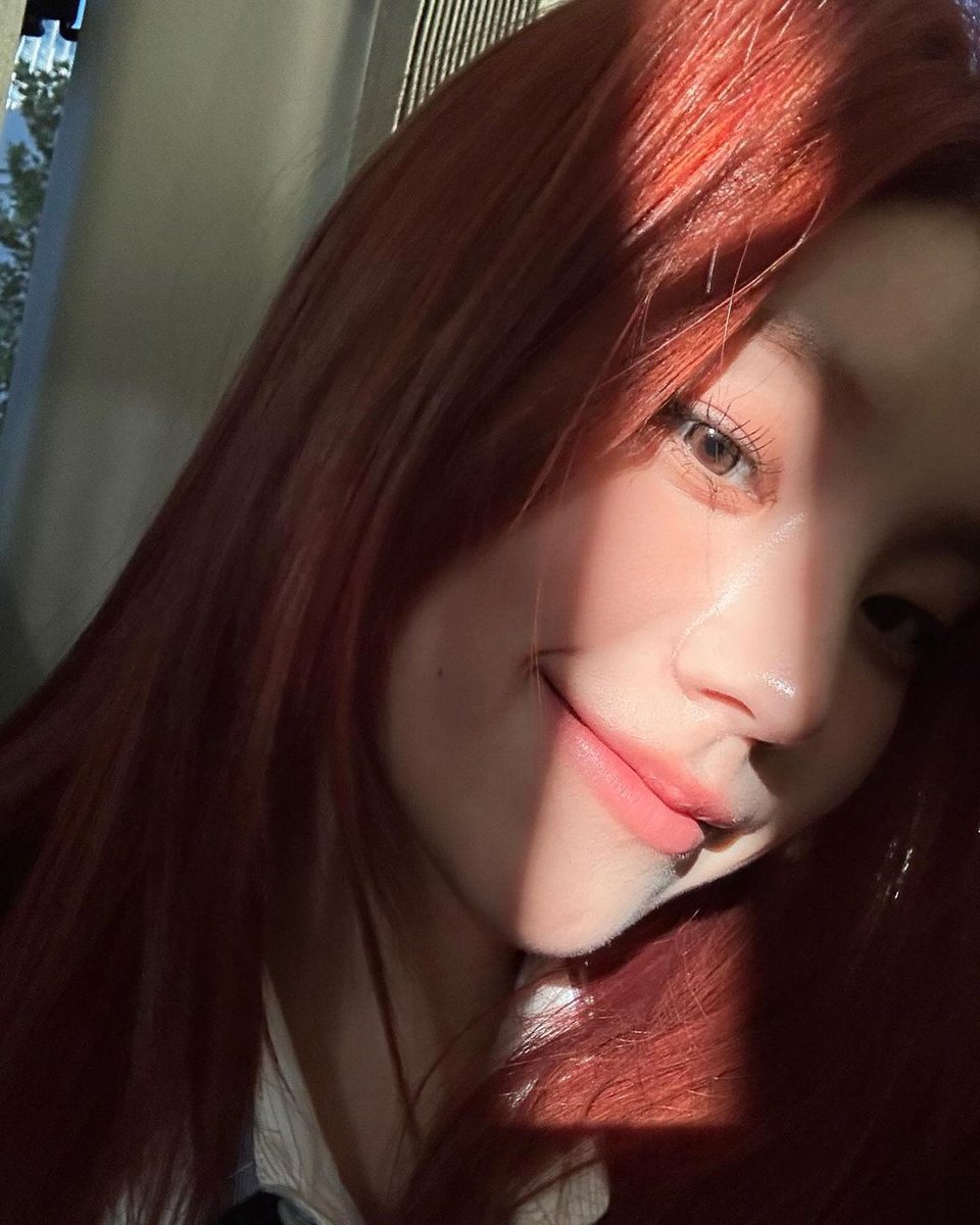 hdcsoori's tweet photo. 📸 @/𝐬𝐨𝐨𝐫𝐢𝐧 just posted on : #hdcgram

Ninguém sabe como tá a mente da palhaça. https://t.co/fvF0Oyqk6d