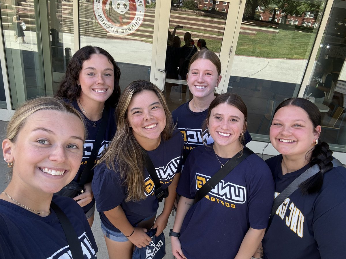 Join me &amp; other SPARTANS supporters. Make a donation at the UNC Greensboro Softball campaign page! org.eteamsponsor.com/ETS/supportUs/…