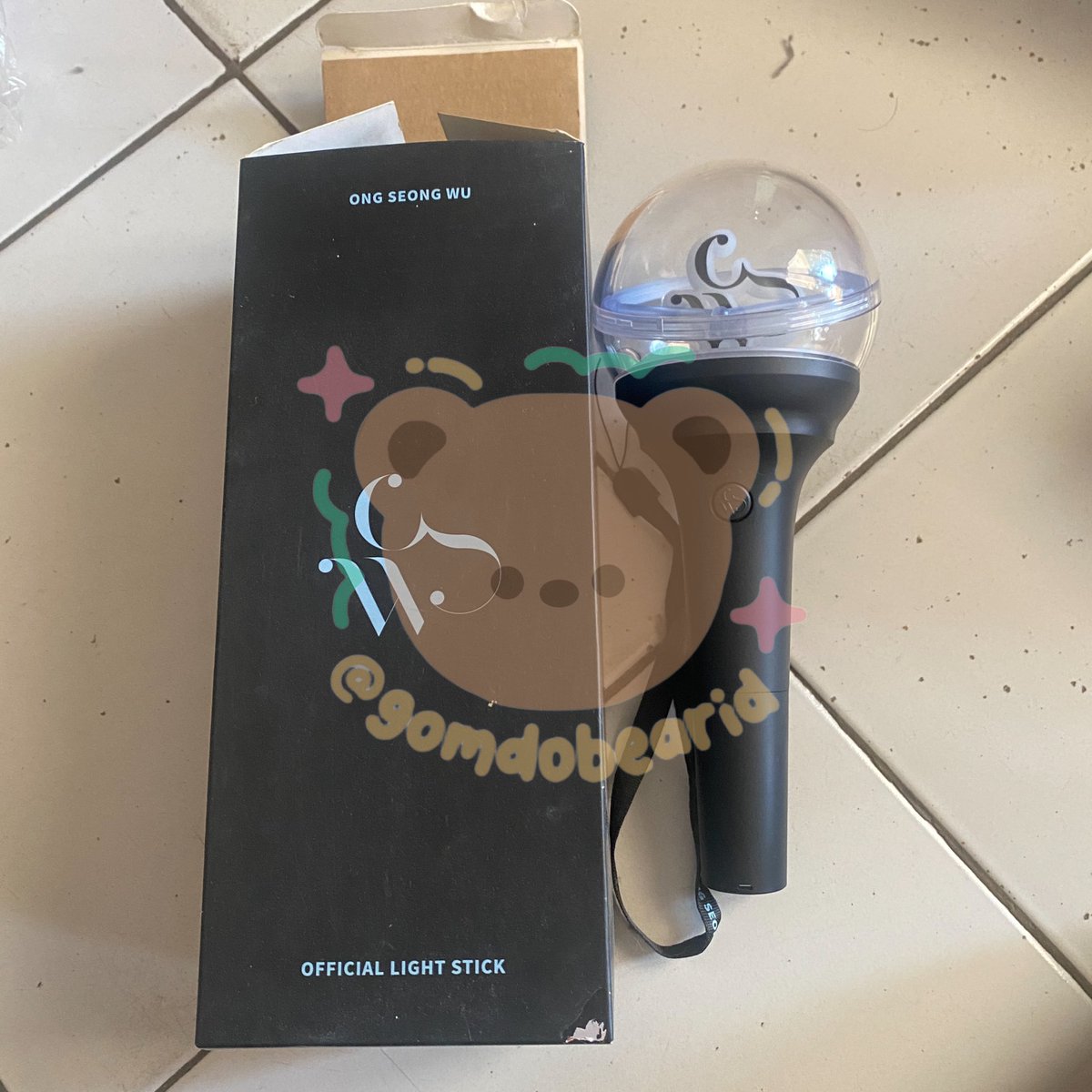 gomdobearid's tweet photo. WTS Lightstick LS Ong Seongwoo

💰300.000

Good condition belum pernah dipakai cuma pernah dikeluarin aja coba dinyalain https://t.co/66umSJ02sc