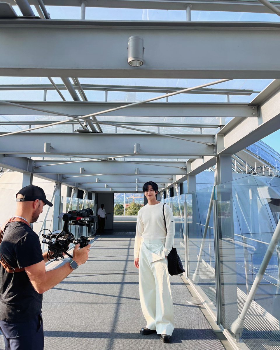 우리 깜장콩알강아지 엘에이에서 또 뭐했나요