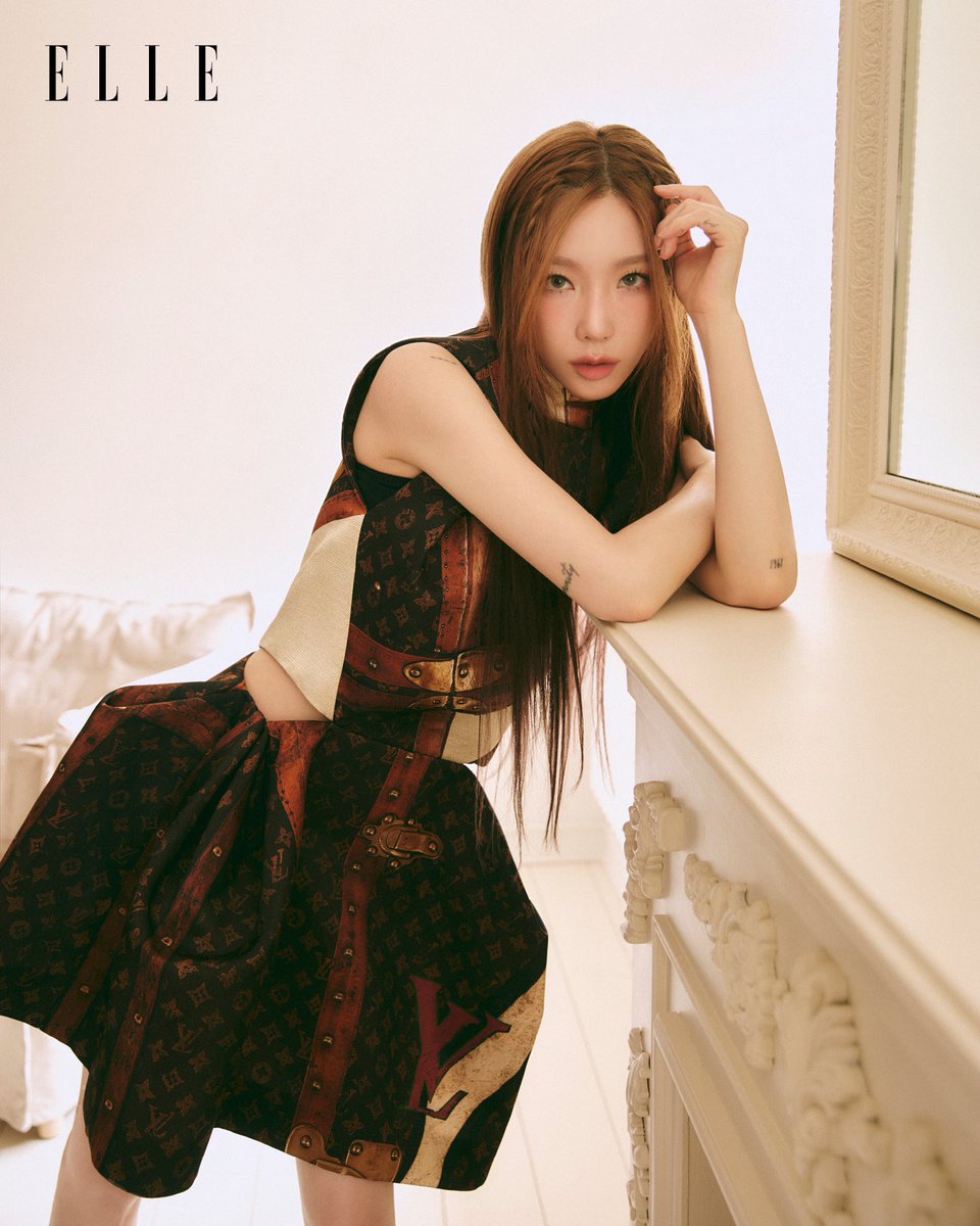 taengikim's tweet photo. Shining through dreamy, colored lenses as Louis Vuitton embraces the charm of autumn in full swing. https://t.co/gHlANGiMKH