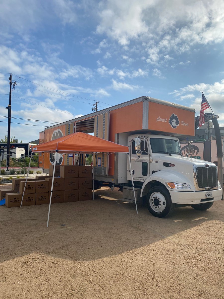 EinsteinMoving's tweet photo. Come bring the kids and see us at @SAFEatx's Touch-A-Truck event! 

Get your $15 early bird tickets now — sale ends September 1.

https://t.co/6VKqsXO679 #Austin #ATXEvents https://t.co/erkhuUml4O