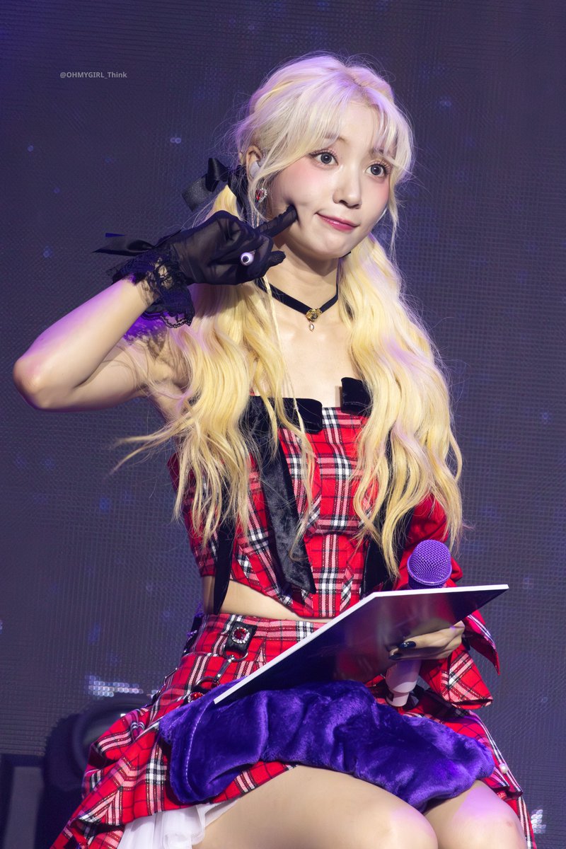 OHMYGIRL_Think's tweet photo. 240826 Dreamy Resonance 쇼케이스
#오마이걸 #유빈 https://t.co/1phGG7vgbt