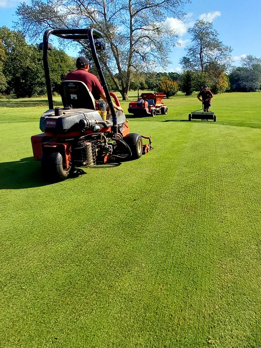 So fortunate with the weather this week for our greens maintenance after the recent rain 🙏.
Off to a flyer with a deep 12mm tine, 10mm scarify creating a perfect seed channel for a Browntop overseed.....smoothed and closed over with a sarel roll <a href="/SouthwickParkGC/">Southwick Park GC</a> 😎