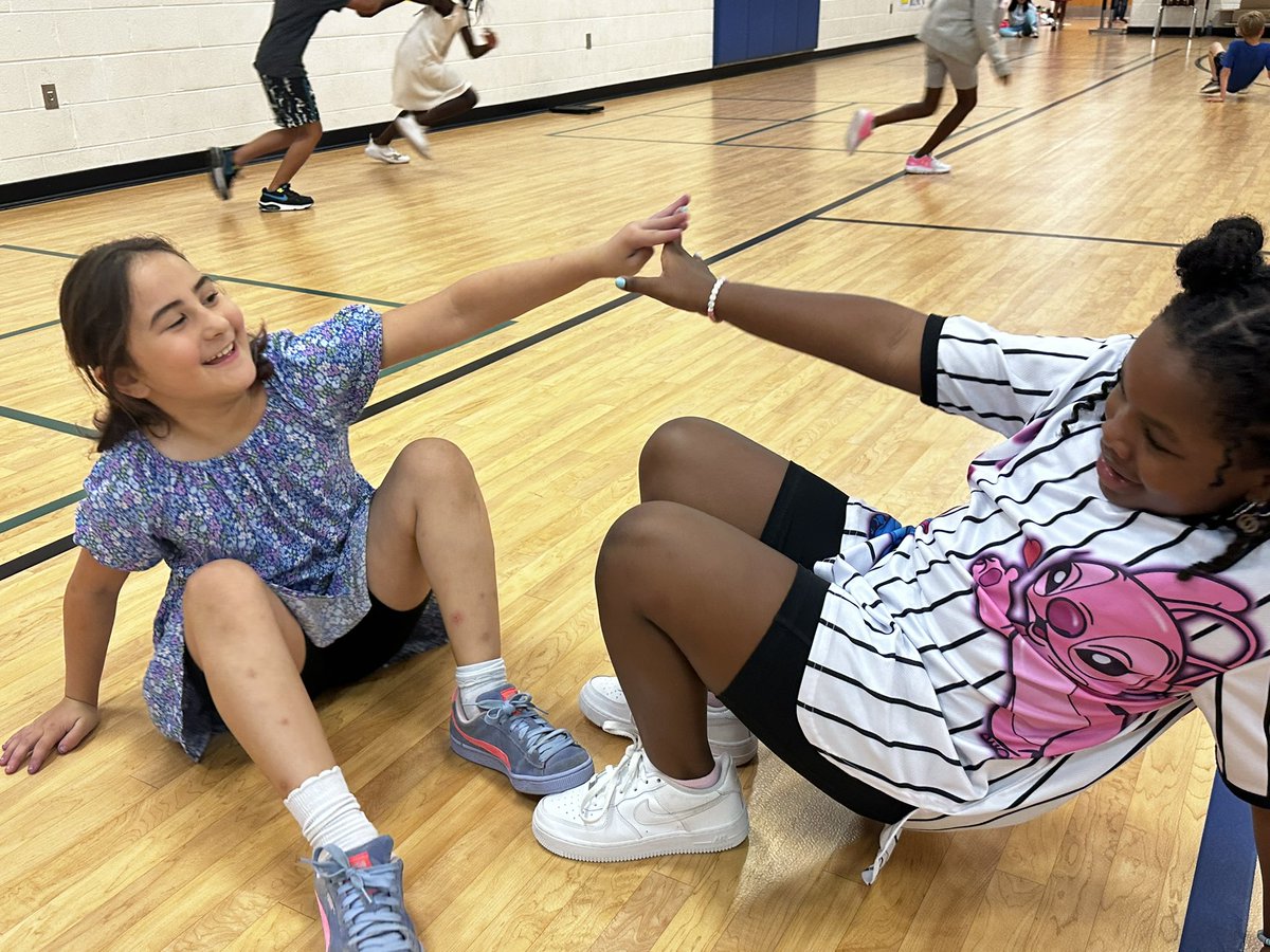 Mr. Niehoff’s P.E. tweet media