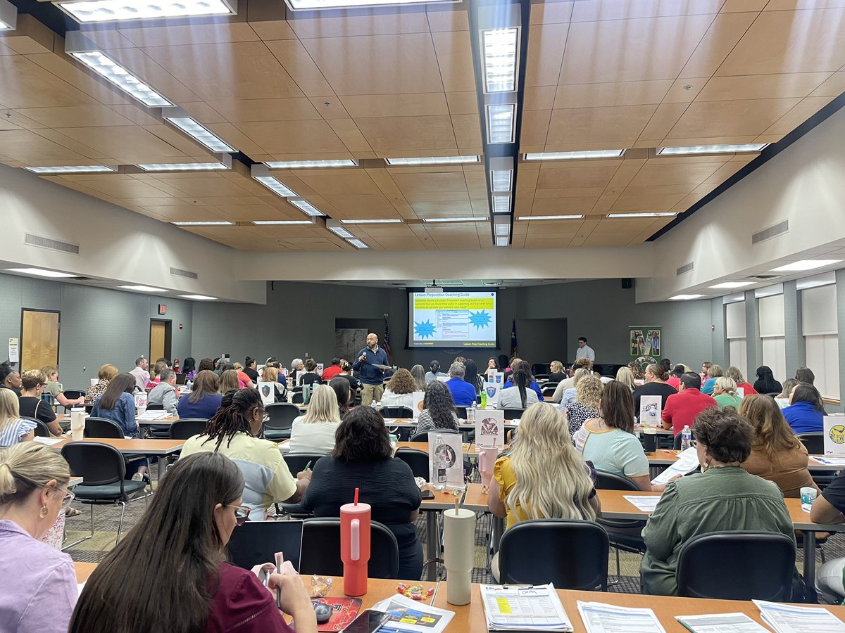 🚨Today our <a href="/OppCulture/">Opportunity Culture</a> MCLs and MTRTs along with our campus principals are engaging in our monthly <a href="/TeachLikeAChamp/">Teach Like a Champion</a> training! So excited for the opportunity to #GrowAndDevelop staff to improve the #StudentExperience! Thank you <a href="/MidlandCollege/">Midland College</a> for providing the space!
