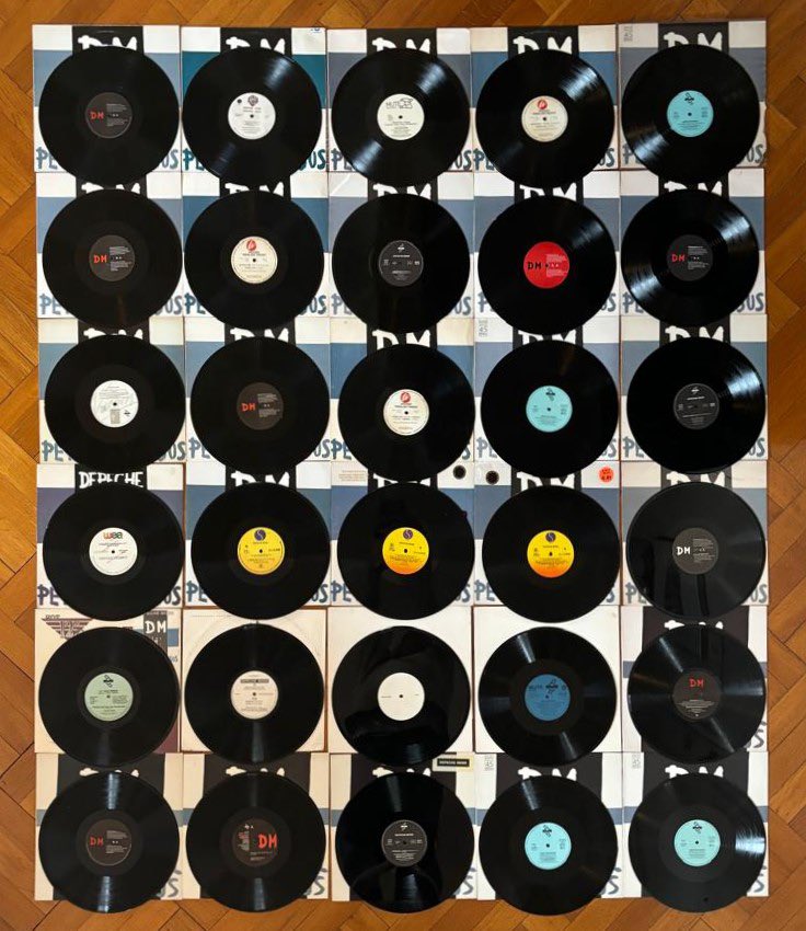 anDM101's tweet photo. Reach out, touch faith 🙌🏻

Happy release day! 
35 years ago today, Depeche Mode released “Personal Jesus” (UK 1989) #Violator #DepecheMode #depechemodecollection https://t.co/sGyNcPUoNh