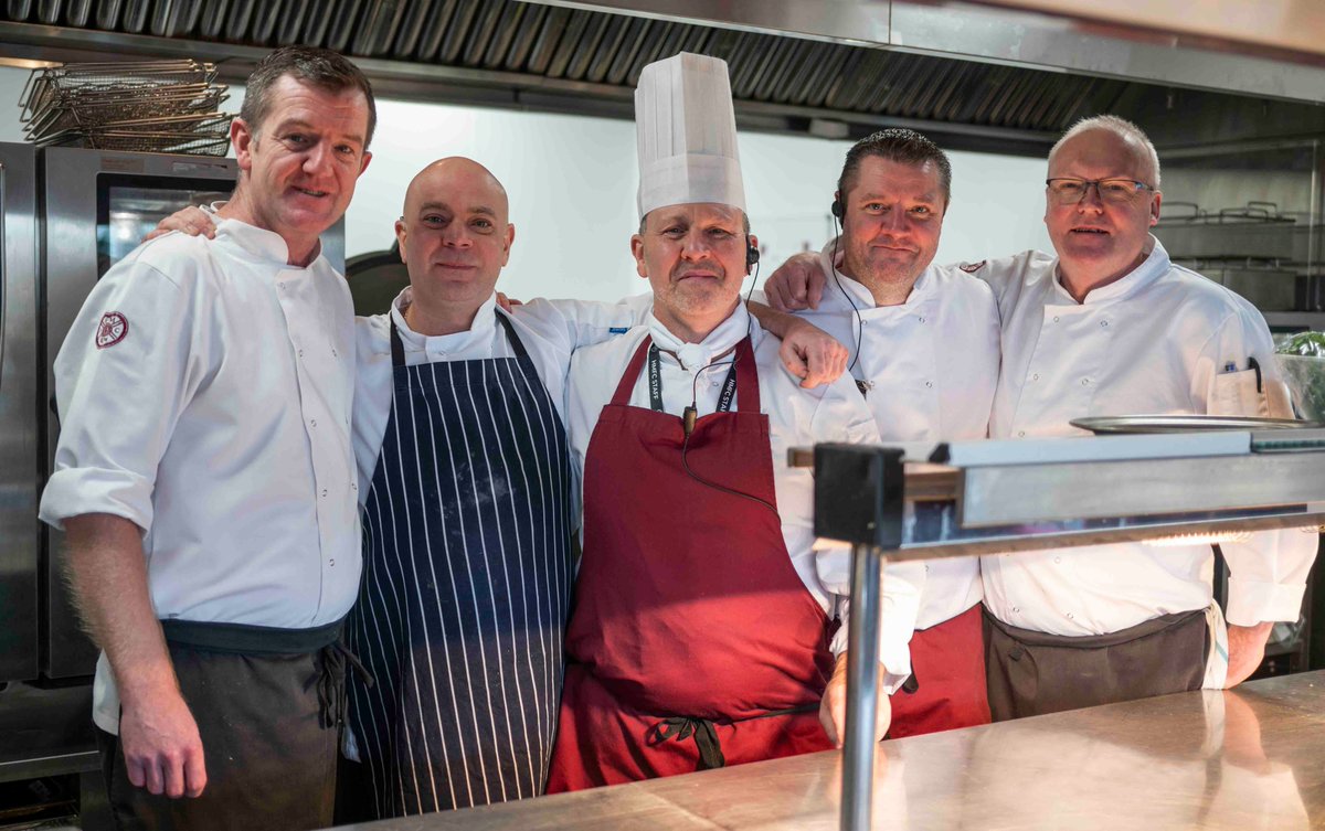 We’re hiring a 𝘾𝙝𝙚𝙛 𝙙𝙚 𝙋𝙖𝙧𝙩𝙞𝙚 to join our dynamic kitchen team at Tynecastle Park!

If you’re passionate about creating exceptional dishes and thrive in a fast-paced environment, we want to hear from you!

Find out more👉bit.ly/hmfccareers