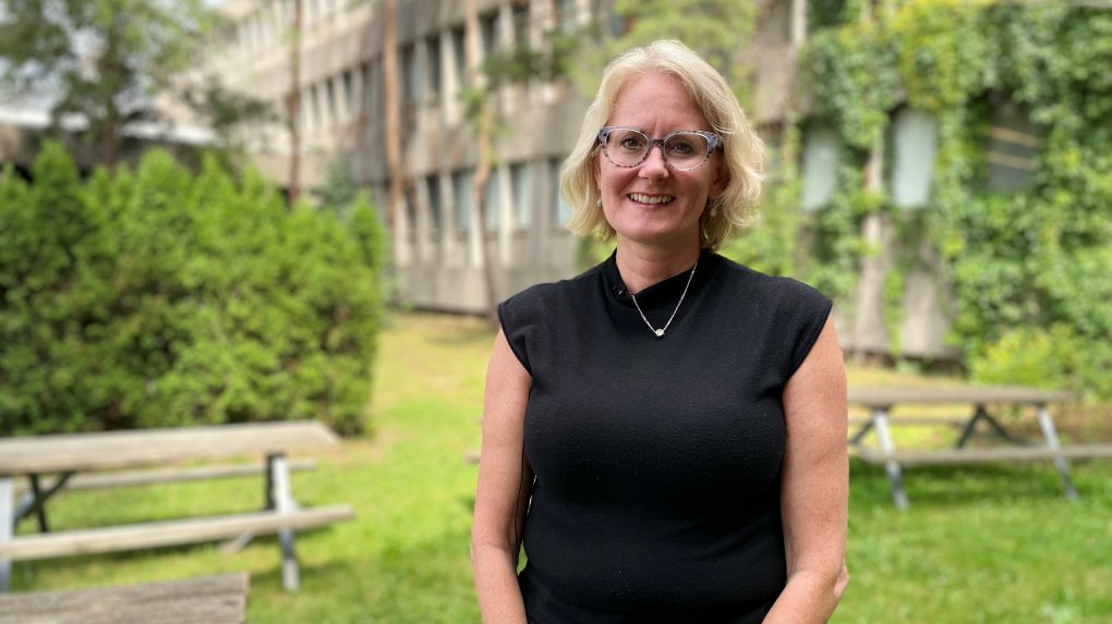 University of Guelph News (@uofguelphnews) on Twitter photo Should schools make the summer break shorter?
<a href="/CTVKitchener/">CTV Kitchener</a> talks to Dr. Lori Ann Vallis about examining how an active lifestyle can influence a child’s health.
<a href="/UofG_HHNS/">HHNS at UofG</a> <a href="/UGuelphGaitLab/">Lori Vallis</a> <a href="/healthstudy/">Guelph Family Health Study</a>
More: kitchener.ctvnews.ca/shorter-summer… Should schools make the summer break shorter?
<a href="/CTVKitchener/">CTV Kitchener</a> talks to Dr. Lori Ann Vallis about examining how an active lifestyle can influence a child’s health.
<a href="/UofG_HHNS/">HHNS at UofG</a> <a href="/UGuelphGaitLab/">Lori Vallis</a> <a href="/healthstudy/">Guelph Family Health Study</a>
More: kitchener.ctvnews.ca/shorter-summer…