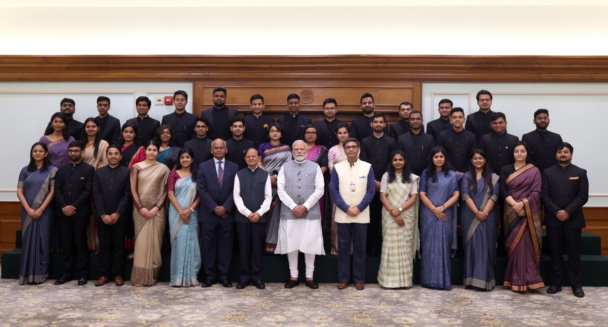 Met the Officer Trainees of the 2023 Batch of Indian Foreign Service earlier today.