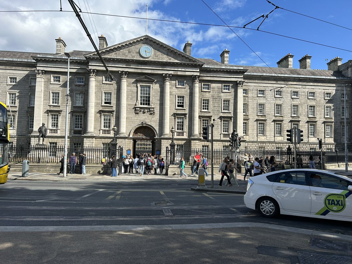 HelenaEaton's tweet photo. With two new books to enjoy, sitting out opposite the Arts Block @tcddublin I’m transported waaaaaay back to student days. I’m sure there are far more tourists here nowadays though! https://t.co/dj7mH0XASy