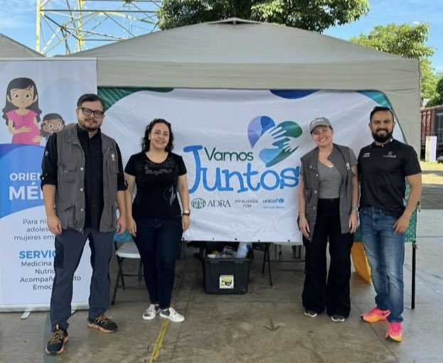 QuevedoTraconis's tweet image. En un mundo a menudo tumultuoso e imprevisible, lleno de crisis sociales, brilla un faro de esperanza que nos une a todos: el espíritu humanitario. #ADRA #RedSaludInternacional