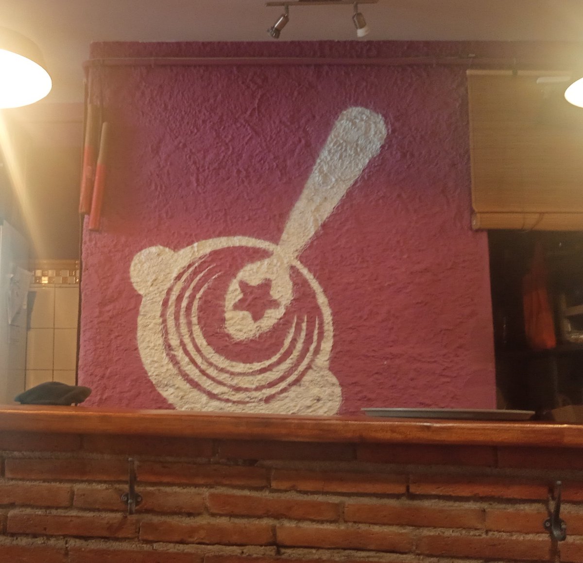 Aquest plat és la mostra de com ens estem molts de nosaltres.
Mola sort a tots els components del <a href="/TdEscudella/">Terra d'Escudella</a> .
El barri us trobarà molt a faltar