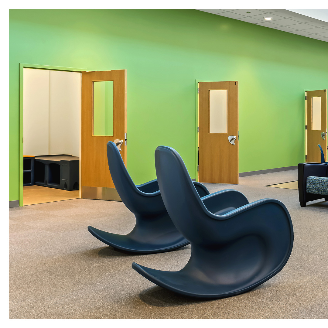 norixfurniture's tweet image. The RockSmart Series offers calming sensory stimulation and vestibular benefits, helping to reduce anxiety and promote relaxation in patients.
⁠
#RockingChair #CommonArea #Lounge #Dayroom #LoungeChair #DurableFurniture #CorrectionsFurniture #ContractFurniture