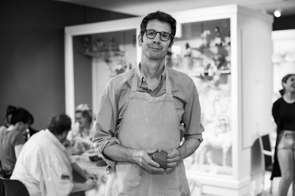 Local potter Rupert Brakspear is running another Earthenware beaker course at the Museum! Six two-hour evening sessions will run from Thursday 12th September to Thursday 17th October.

More info: museumofroyalworcester.org/whats-on/new-c…

#WorcestershireHour #ceramics #shortcourses #handmade