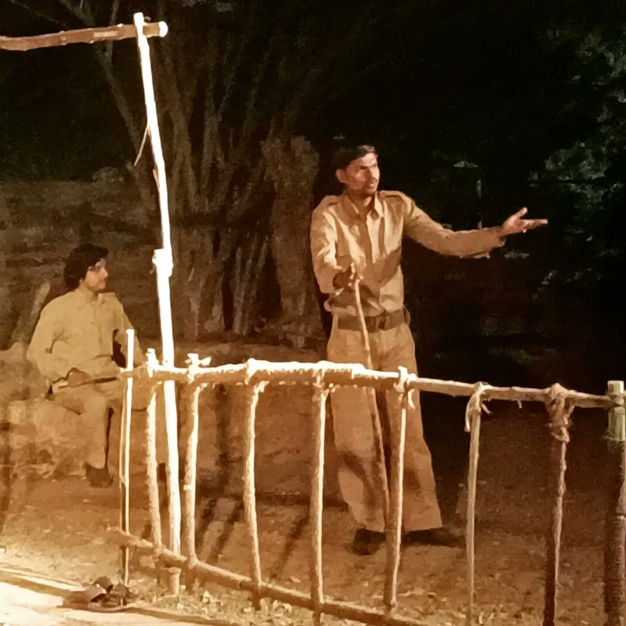 itxtar's tweet photo. Master of performing art in Theatre
Dr. Hari Singh Gour University Sagar m.p

Story - Kabuliwala 
Writer - Rabindranath Tagore
Director - Shubham sharan
Character - Daroga
First Semester Classroom Production

#himanshukumarsagar #Theatre https://t.co/dzbUGN49w5