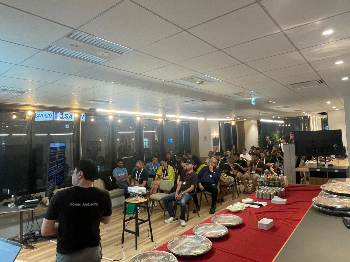 PacificMeta's tweet image. Tokyo Connect: Bridging Markets Over Sushi successfully concluded!

The event was a huge success, with lively networking over delicious sushi 🍣

Thank you to everyone who attended despite the challenging weather!

@nsuite_en

#WebX #WebX2024