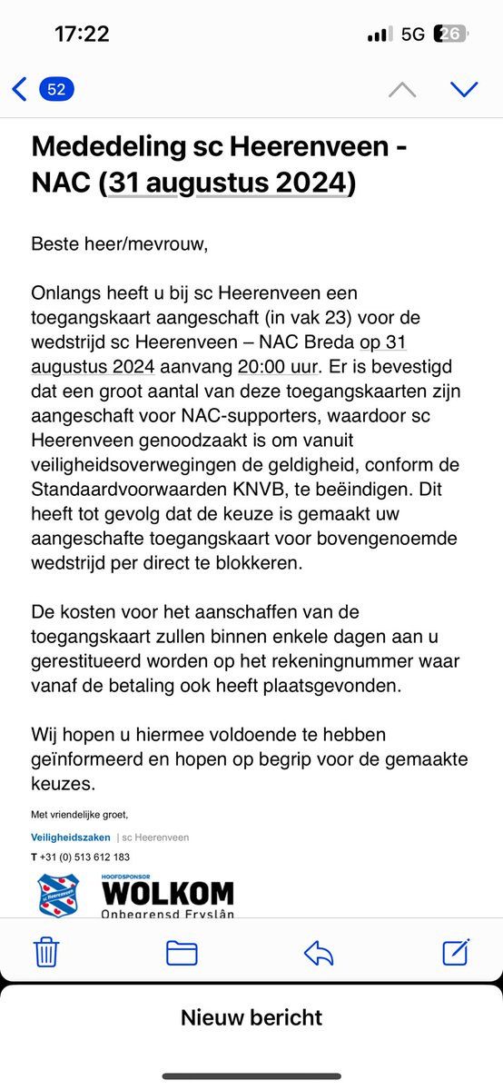Dennis (@dd3b) on Twitter photo Angst regeert weer eens bij <a href="/scHeerenveen/">sc Heerenveen</a> .. vak 23 altijd vol uitsupporters maar nu wij kaarten bestellen gelijk paniek.. dan maar terras op zaterdag - lekker veilig. Angst regeert weer eens bij <a href="/scHeerenveen/">sc Heerenveen</a> .. vak 23 altijd vol uitsupporters maar nu wij kaarten bestellen gelijk paniek.. dan maar terras op zaterdag - lekker veilig.