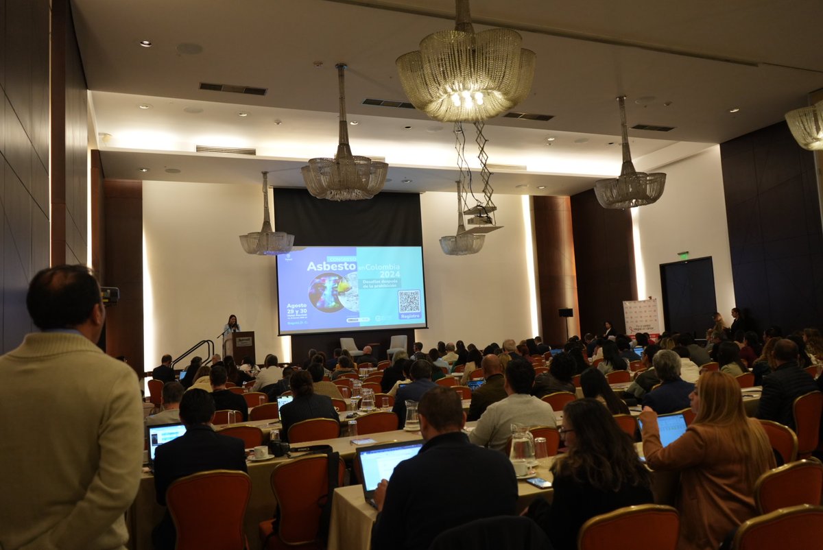 fundclas's tweet photo. Iniciamos nuestro ciclo de conferencias El Asbesto en Colombia. https://t.co/WOpBttMR97