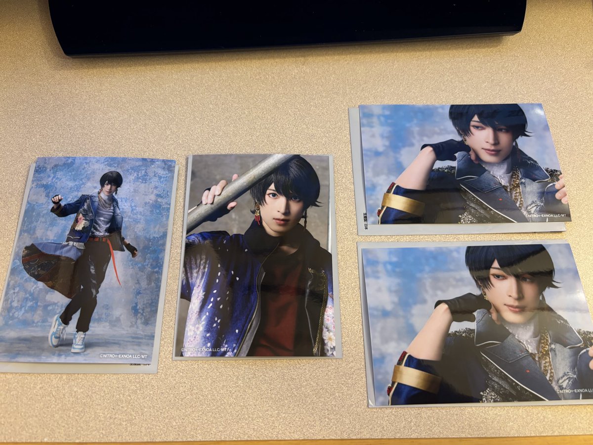 _Fleur_316's tweet photo. 【交換】ミュージカル刀剣乱舞 刀ミュ
参騎出陣 八百八町膝栗毛
ランダムブロマイド ランブロ 交換

譲:画像1枚目　堀川
求:画像2枚目　堀川1

8/30(金)公演前後現地手渡し可能です。
交換見つかり次第定価でのお譲りも可能です。
郵送交換可能。 https://t.co/Hvf0r5lnsk