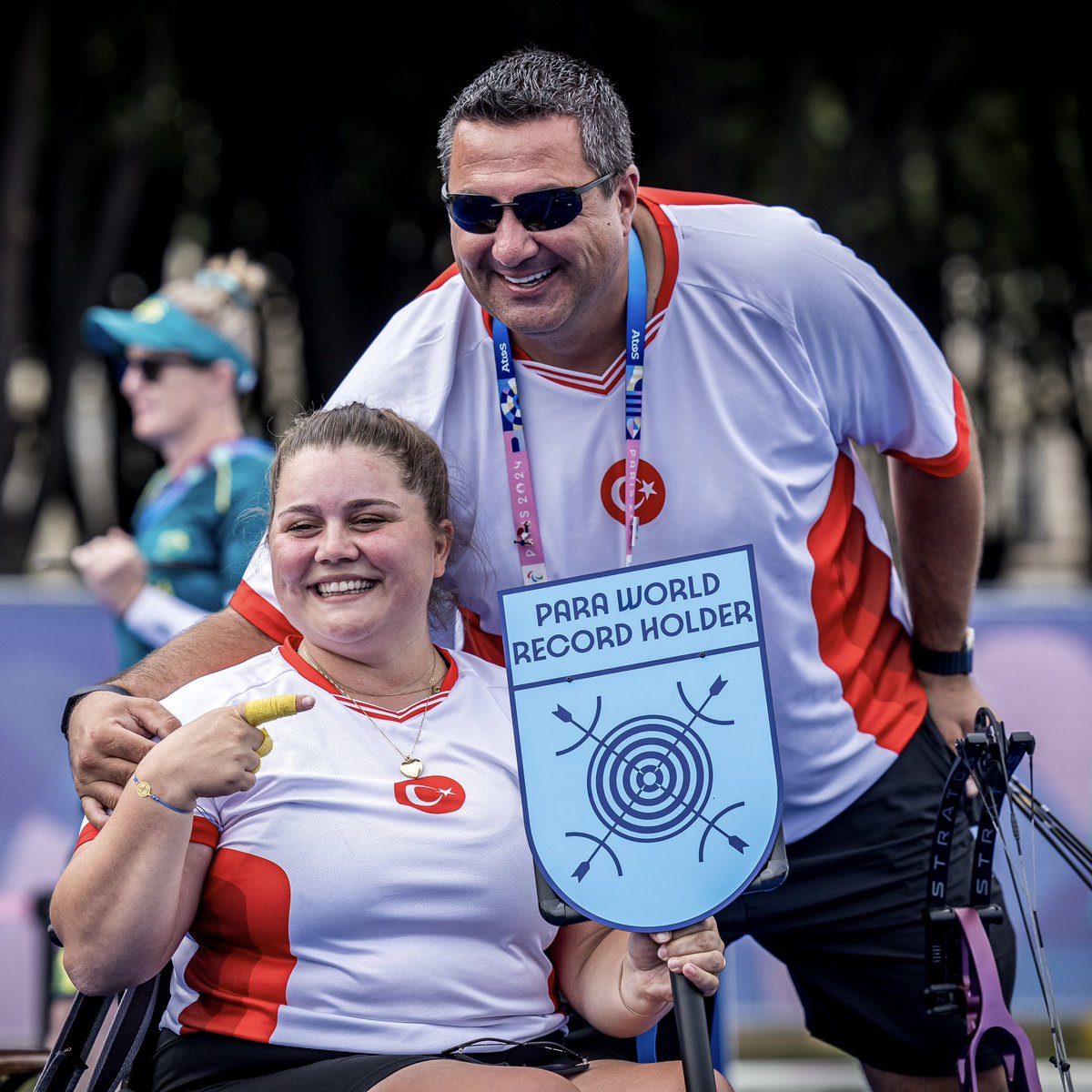 worldarchery's tweet photo. 🔥7️⃣0️⃣4️⃣🔥 The NEW RECORD is set! 
World champion Oznur Cure raises the bar at the Paralympic Games 

#ArcheryInParis #ParaArchery https://t.co/SC0ZzP6TEQ