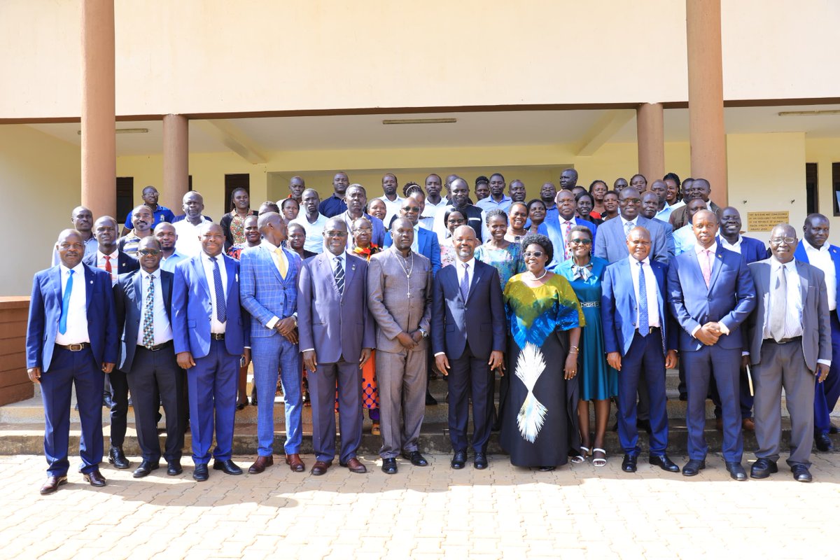 Parliament of Uganda (@parliament_ug) on Twitter photo <a href="/Thomas_Tayebwa/">Thomas Tayebwa</a> also urged the university to take on the proposal of having a teaching hospital.
He also called on the administration to harmonise the salary structures of all staff at the university. #GuluSittings2024 <a href="/Thomas_Tayebwa/">Thomas Tayebwa</a> also urged the university to take on the proposal of having a teaching hospital.
He also called on the administration to harmonise the salary structures of all staff at the university. #GuluSittings2024