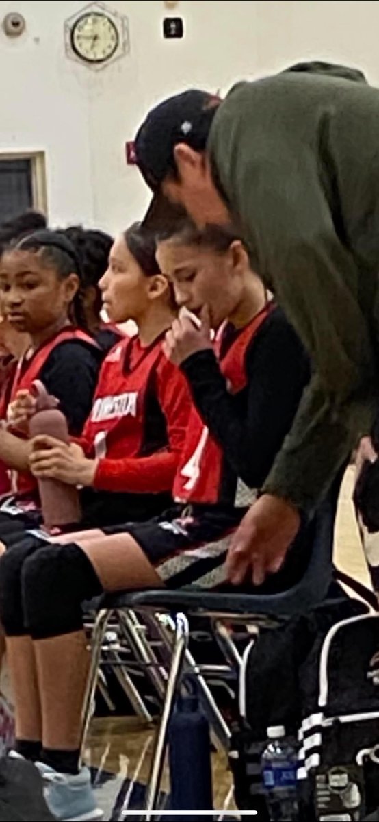 Windboyz7's tweet image. Pretty sad my girls be on different AAU teams this year first time in ever lol but it’s good for both of them! Can’t wait to see these two play!!!
