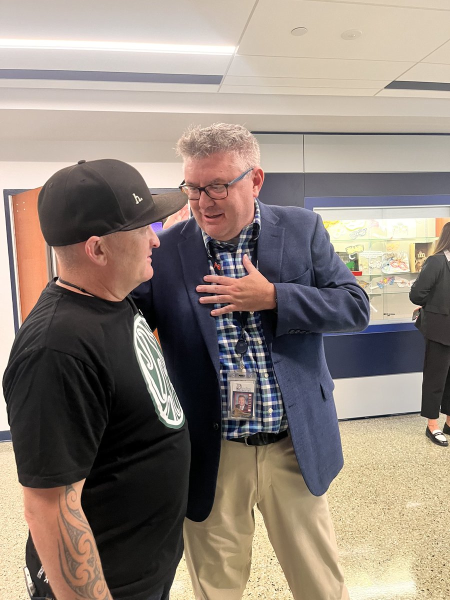 DunellenCurric's tweet image. This morning @DunellenPS kicked off the school year with @brewerhm. The energy and excitement filled the auditorium. We cannot wait to welcome our students on Tuesday! Cheers to the new year! #smalltownvibes #buildingrelationships #creativityandinnovation