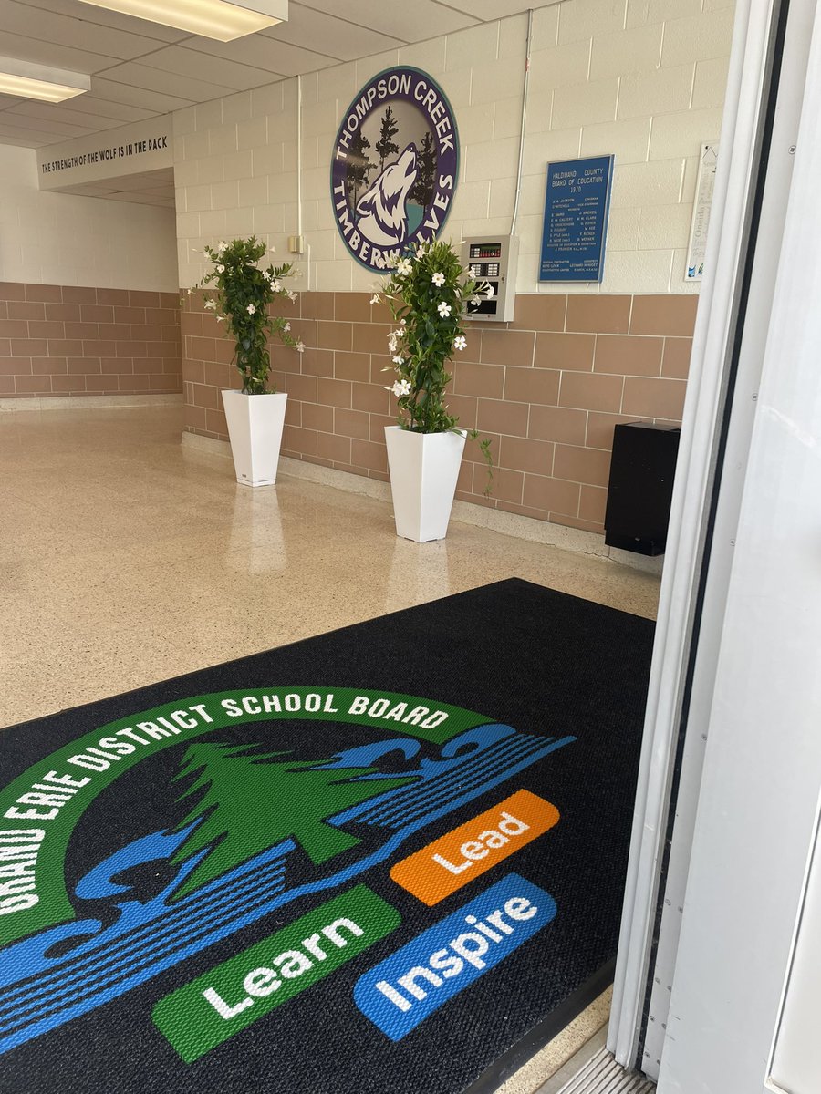 Ready to welcome our students to The Creek! This will be an amazing year where we will continue to Learn, Lead, and Inspire. Looking forward to seeing our school community on Tuesday! <a href="/GEDSB/">Grand Erie District School Board</a> <a href="/Thompson_Creek/">Thompson_Creek</a> <a href="/KEMmommy/">Rebecca Malo</a>
