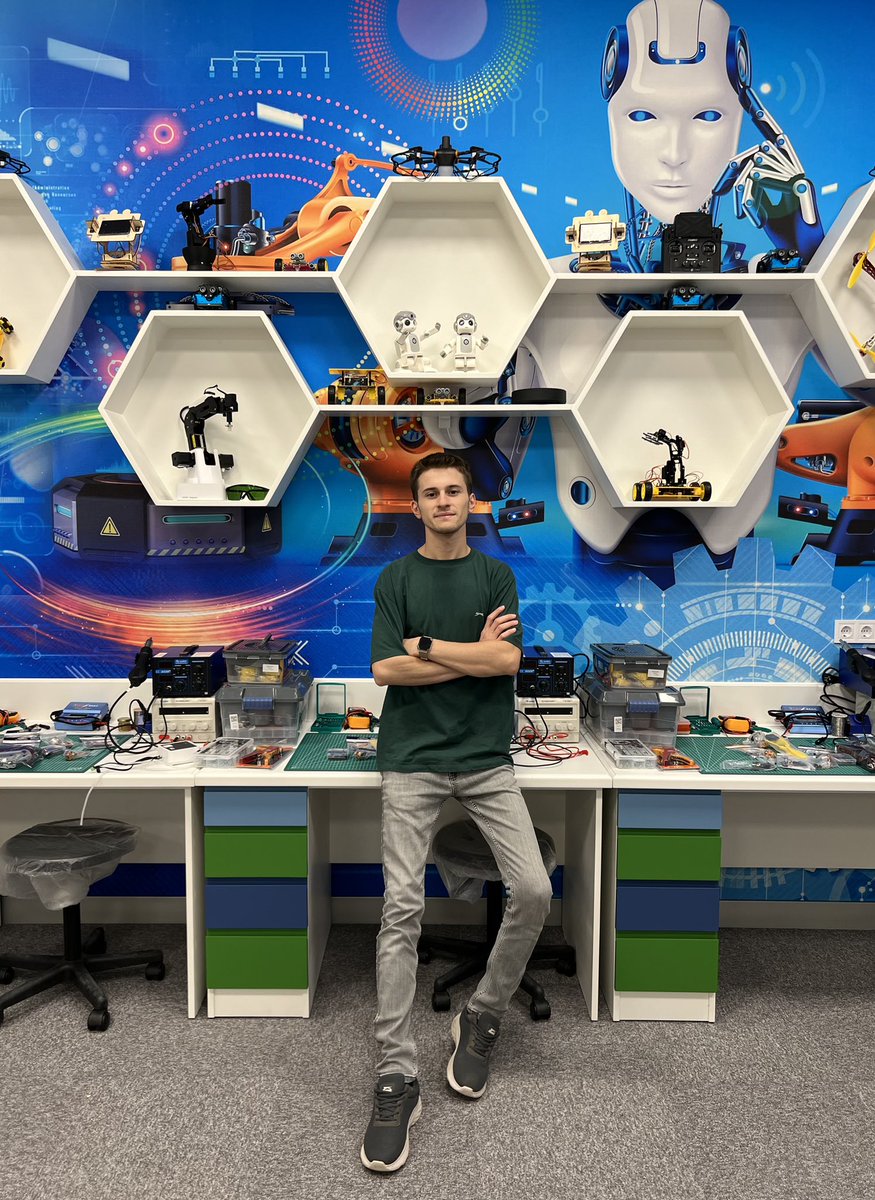 Ethem (@ethemmeto) on Twitter photo Türkmenistan SBL’ne teknoloji geliştirme ve robotik kodlama atölyesi kurduk. Ve eğitmen eğitimlerini verdik. 🦾🤖 Çok keyifli ve oldukça verimli bir süreçti. Unutmadan, çok misafirperverler. 😇🙏 <a href="/robotistan/">Robotistan</a> Türkmenistan SBL’ne teknoloji geliştirme ve robotik kodlama atölyesi kurduk. Ve eğitmen eğitimlerini verdik. 🦾🤖 Çok keyifli ve oldukça verimli bir süreçti. Unutmadan, çok misafirperverler. 😇🙏 <a href="/robotistan/">Robotistan</a>