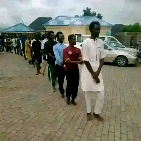ammarjundullah's tweet photo. Why did the Shaikh Zakzaky Adherents didn't have problem with the @HQNigerianArmy on Saturday?. 

Why did @PoliceNG violently shoot them with live Ammunition on Sunday in Abuja?
#PoliceBlasphemyOnHijab  @NigeriaGov @Tutsy22 @NGRPresident @renoomokri @amnesty @AmnestyNigeria @hrw https://t.co/UCa3KShUYZ