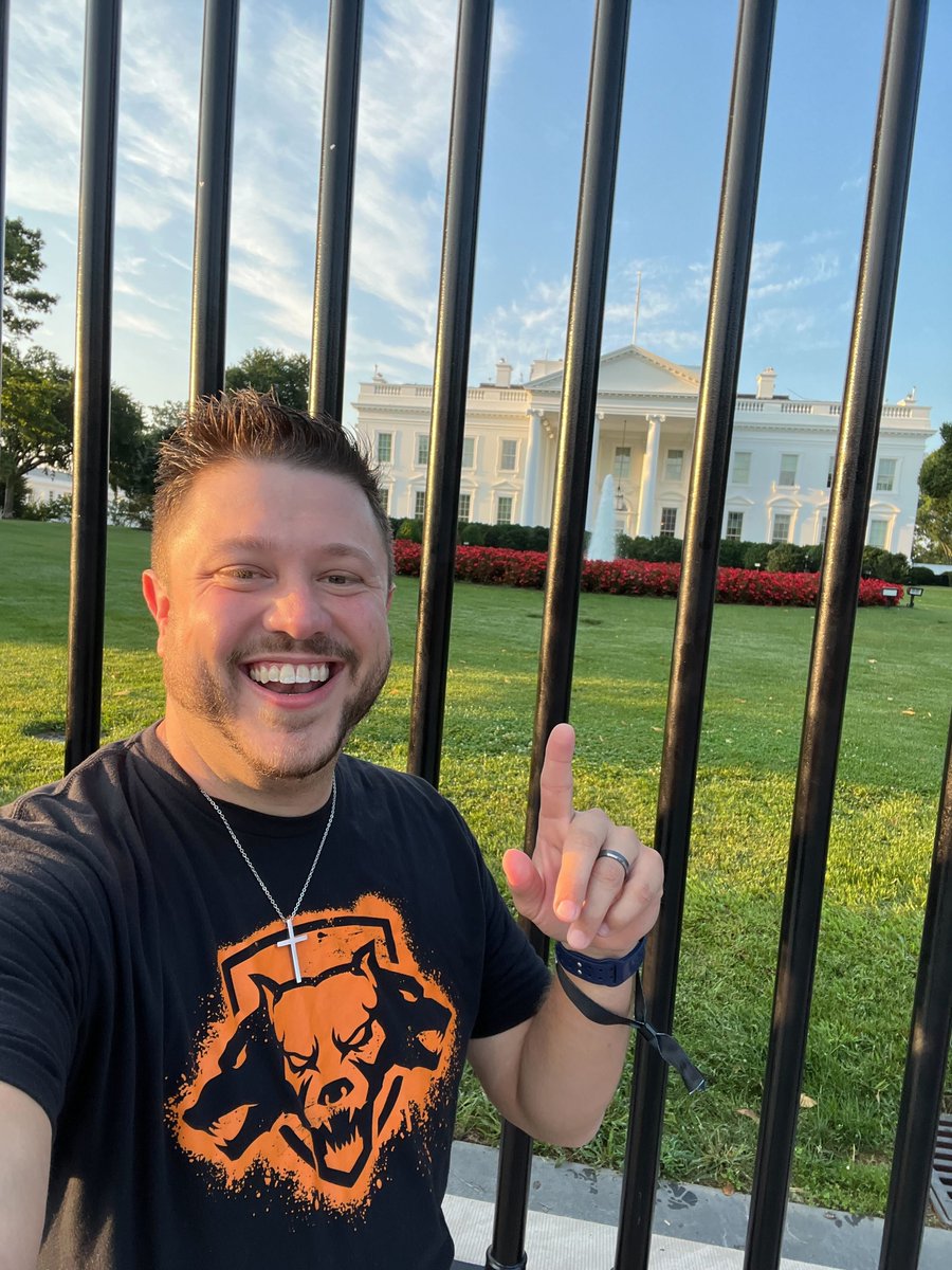 Dex Badgett tweet media