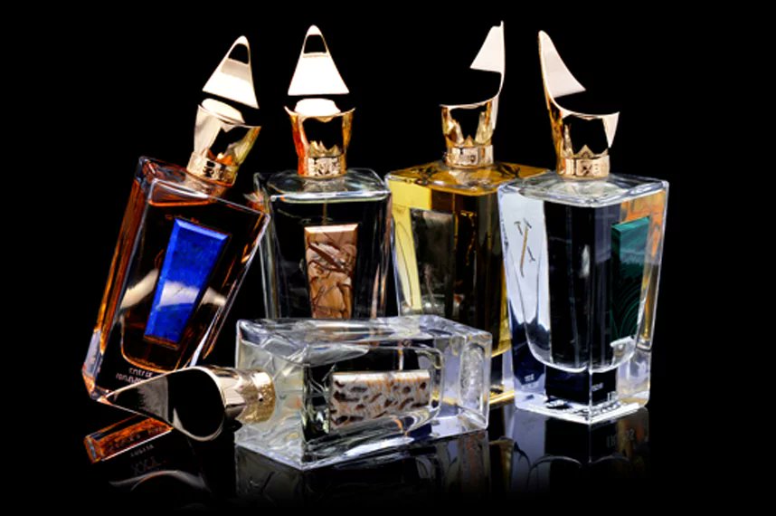 xafbcn's tweet image. Pels que sigueu fans del món de la #perfumeria, aquest matí he vist que XERJOFF està a punt d'obrir botiga a Consell de Cent / Pg de Gràcia (Besòs/mar).