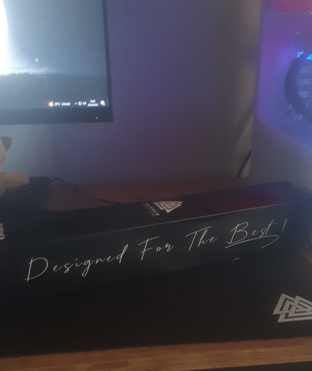 Ahmet🍥 🇹🇷͜͜͡͡✯ (@ahmetrx) on Twitter photo Sevgili
<a href="/valknutggear/">Valknut Gaming Gear</a>
'a Teşekkür ederim ❤️. Çekilişte mousepad kazandığım için çok mutlu oldum. kullandığım da çok hızlı kayıyor ve kaliteli ürün herkese tavsiye ederim Sevgili
<a href="/valknutggear/">Valknut Gaming Gear</a>
'a Teşekkür ederim ❤️. Çekilişte mousepad kazandığım için çok mutlu oldum. kullandığım da çok hızlı kayıyor ve kaliteli ürün herkese tavsiye ederim