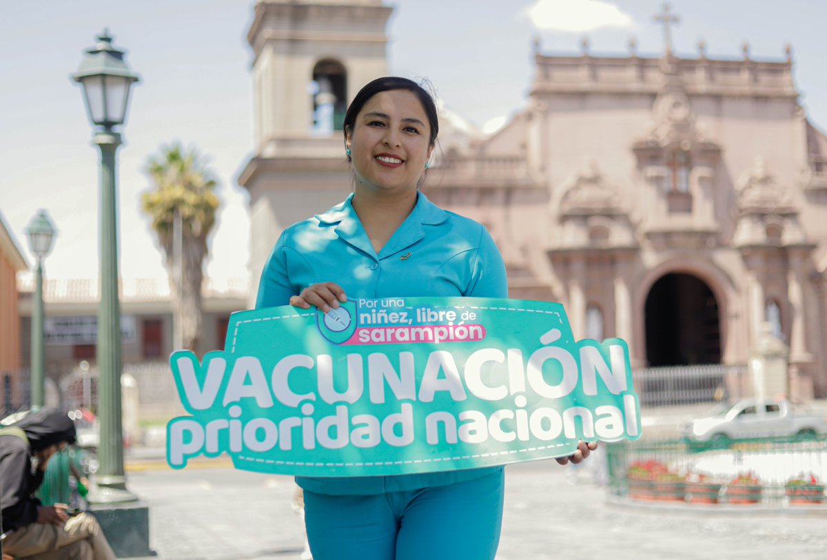 DIRESA_Ayacucho's tweet photo. 📷Ayacucho se prepara para el Barrido de vacunación contra la polio y el sarampión.
Brigadas de salud recorrieron las principales calles para informar a la población sobre la importancia de las vacunas de refuerzo contra la polio y el sarampión. @Minsa_Peru #LasVacunasSalvanVidas https://t.co/g8k6QNNMiE