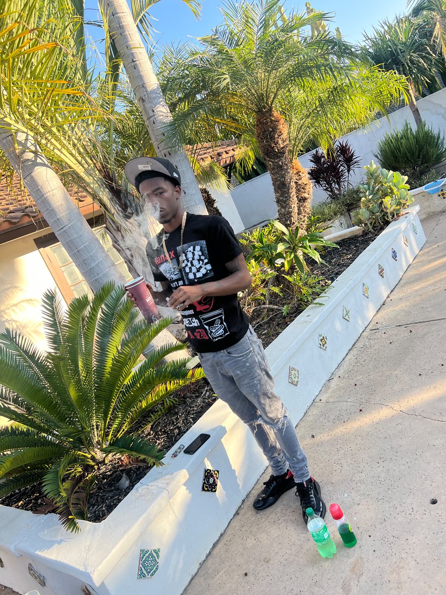 PadreBklueLXII (@richmaded) on Twitter photo 