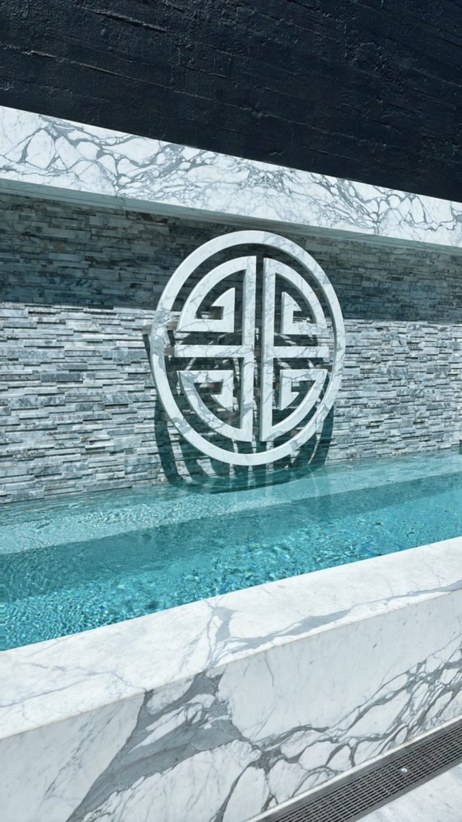 JERSEYCLUBQUEEN 👸🏽 tweet media