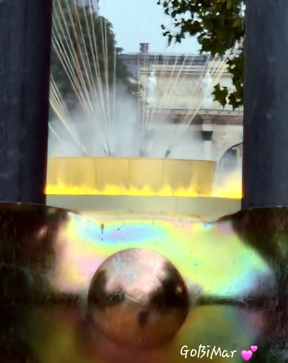 Bigot44408011's tweet image. Une photo de la #flamme pour vous ❤️❤️
J&apos;aime cette photo ❤️❤️