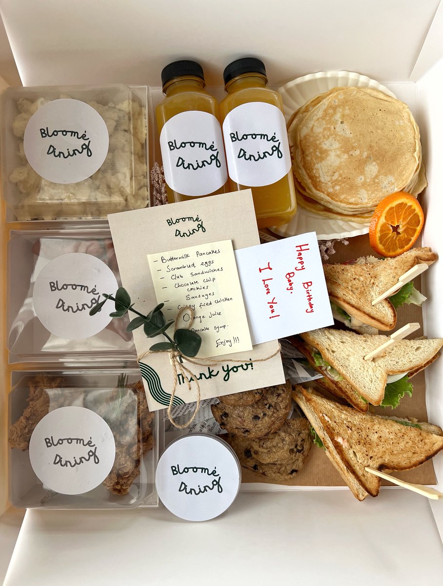 Farreeedah's tweet photo. If you’re a #Septemberborn, I have two breakfast boxes to give out. Quote or reply this tweet with your birthdate and we’ll pick two winners. 🥳 https://t.co/gwzDGYzNgv