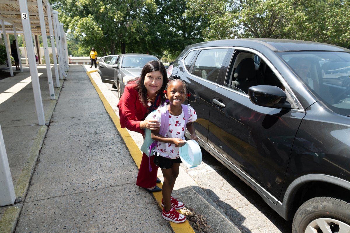 #WelcomeToGCS | At Fairview Elementary, they rang in the first day of school with a new principal at the helm. Fanisha Fuller is ready to guide her students and staff through a fantastic year of learning. 🌟💙