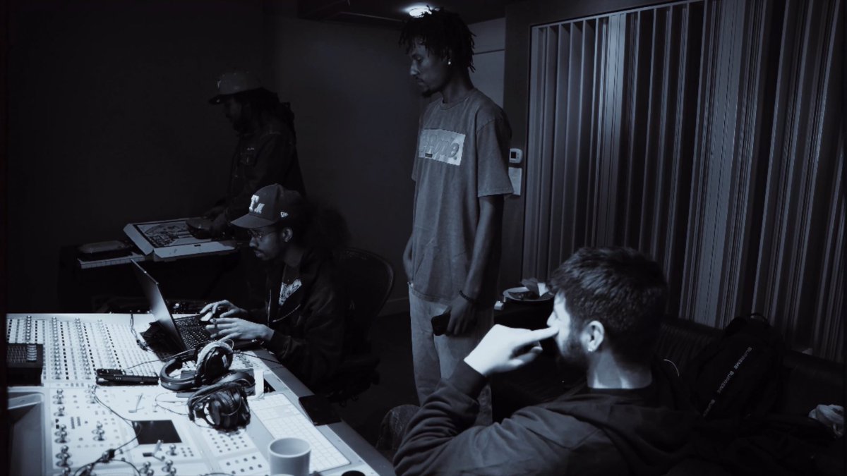 fritz_hydt's tweet photo. Been Working 👨🏾‍💻

📸 : @jv2tn https://t.co/kNFDVLlvEG