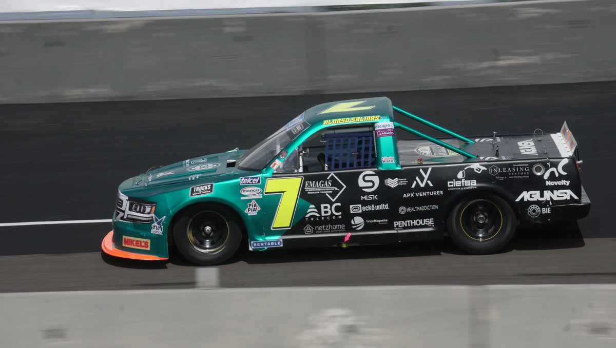 PoderNoticiaPue's tweet image. 🏎️ #AlonsoSalinas buscará su segunda victoria consecutiva en @TrucksMexico 

🏁 Checa esto: acortar.link/c5cHRC

@NASCARMex 

📌 #PoderNoticia #DondeTuVozSeEscucha
