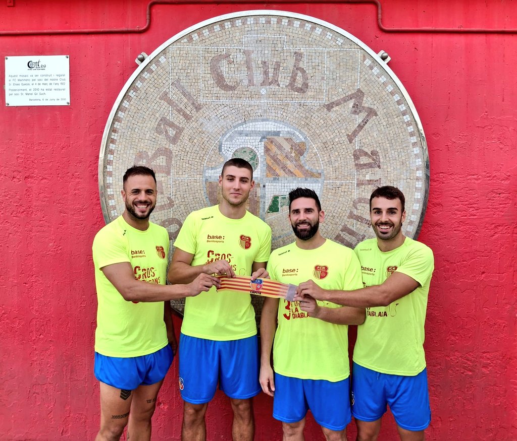 ⚽ CAPITANS del primer equip masculí del #FCMartinenc 2024/2025!

🎖 Adrià Saro
🎖 <a href="/pituplazuelo/">Pitu Plazuelo</a>
🎖 <a href="/maxespigol/">Max Espígol</a>
🎖 Álex Torres

⌛ El Masculí prepara la lliga de #1cat2!

✊ A per totes!

#SomMartinenc #futbolcat