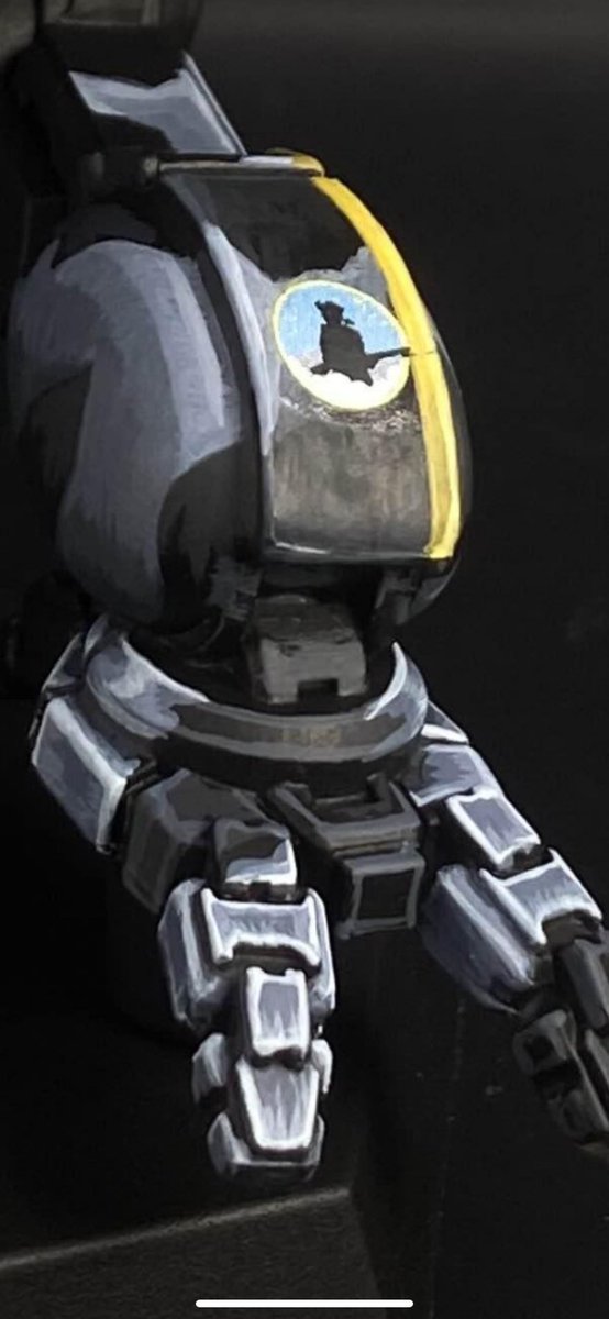 Starting in on the Thiccest of the Thicc Timber Wolves. Lincoln Osis did nothing wrong. If they run, they’re a Kuritan insurgent. If they don’t run, they’re a disciplined Kuritan insurgent. #battletech #mechwarrior #clansmokejaguar