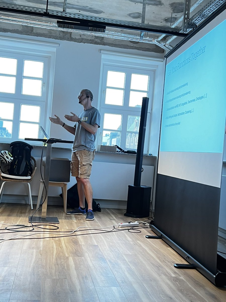 How to build data teams? <a href="/xenji/">Auto Xen</a> is showing us how 🤓