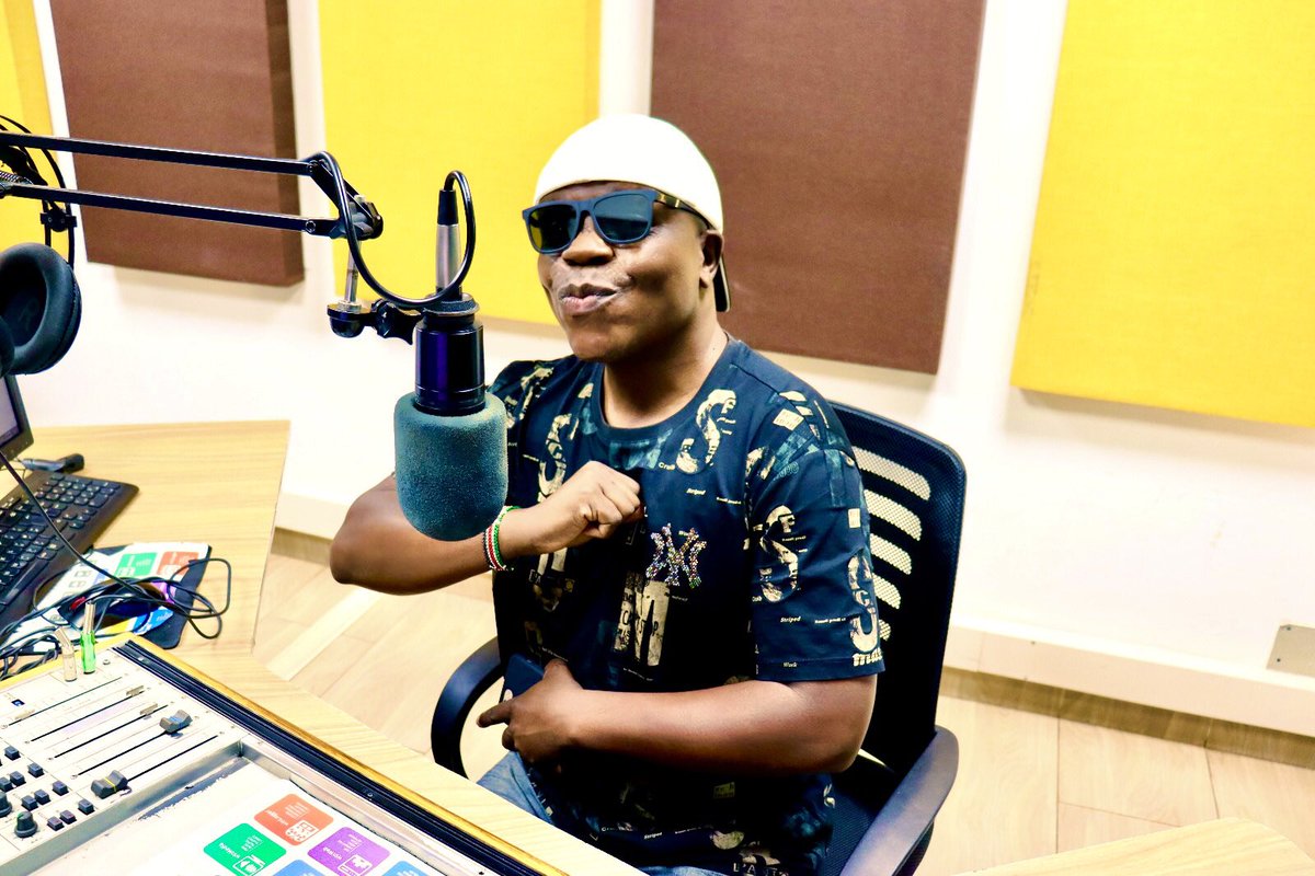 Guys are locked inn to <a href="/GhettoRadio895/">Ghetto Radio</a>  ?? 
Make sure ur friends are locked too, coz I’m in studio with mad vibes on #JAHMROCKDOBA till late 
<a href="/CharraDeejay/">Deejay Charra</a> 
<a href="/jojomackenzie2/">_JOJO..H.E.R😁💋😷🍻🍷💫</a> 
<a href="/LindaOmolo/">LindaDehLupirahWololo</a> 
<a href="/Ruthmueni254/">Ruth Mueni(Tala finest)</a> 
<a href="/MaggyNduvi/">@Maggy Nduvi (Jah Lady)💚💛❤️</a> 
<a href="/AngelMariam14/">Angel Mariam</a> 
<a href="/Ijaluo1/">Jaber001🌊💦🦟🇰🇪🇧🇭🚯🔞</a> 
<a href="/FayahMama/">Fayah Mummah Afrika(Mama Alele) ST2 💕</a> 
<a href="/sherydoris/">Doris Sherie</a>